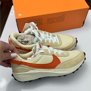 NIKE WAFFLE DEBUT VNTG SNEAKERS SIZES 10. New